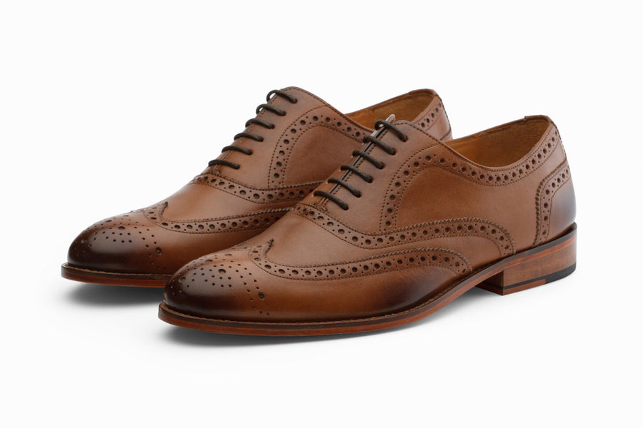 Wingtip Brogues - Tan